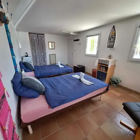 Confortable A 40 M², Terrasse *